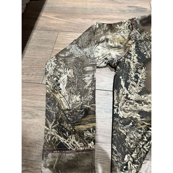 Realtree Hoodie girls sweater - Picture 3 of 7